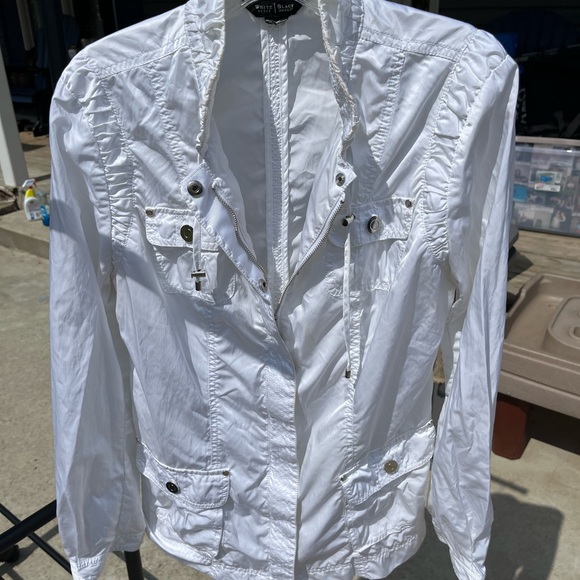 White House Black Market Crisp White Utility Jacket - Picture 2 of 12